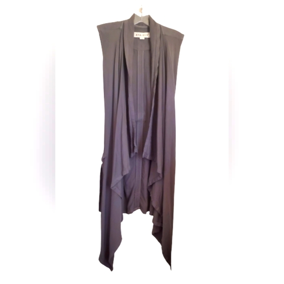 Super Soft Ava & Viv Duster Vest - Picture 4 of 8